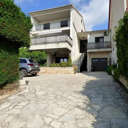 Near The Sea And Port Of Marina Veruda Lägenhet Pula