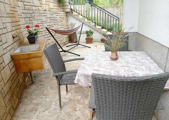 Near The Sea And Port Of Marina Veruda *