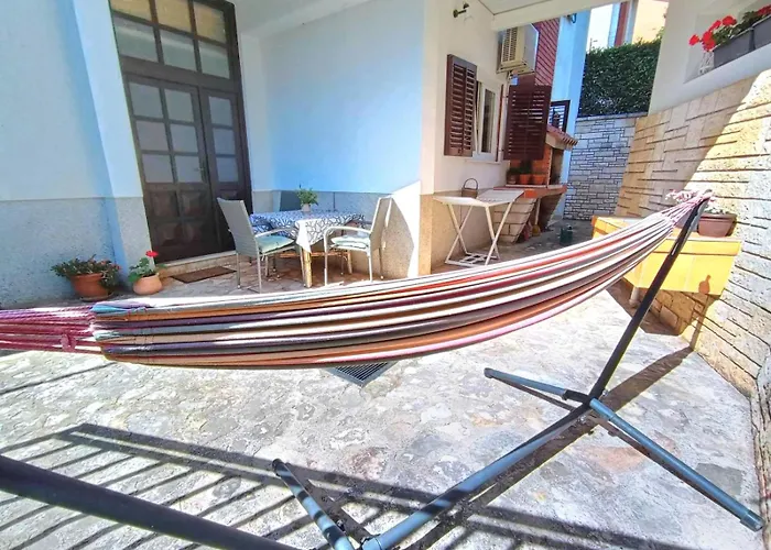 Apartment Near The Sea And Port Of Marina Veruda *