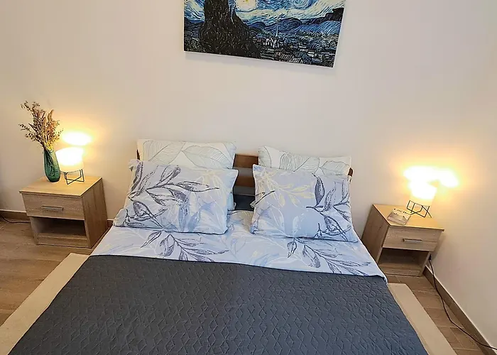 Near The Sea And Port Of Marina Veruda *